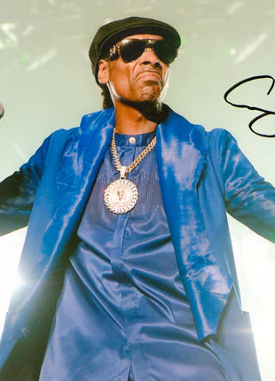 Snoop Dogg signed 8x10 Photo (w/ Beckett)