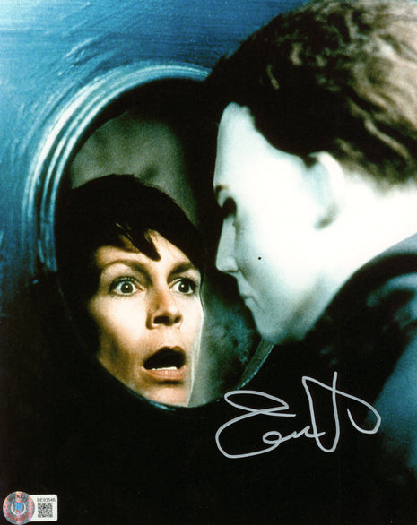 Jamie Lee Curtis (Halloween) signed 8x10 Photo (w/ Beckett)