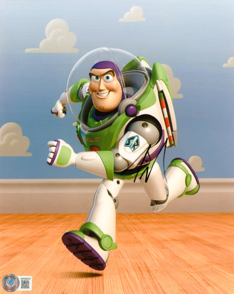 Tim Allen (Toy Story) signed 8x10 Photo (w/ Beckett)