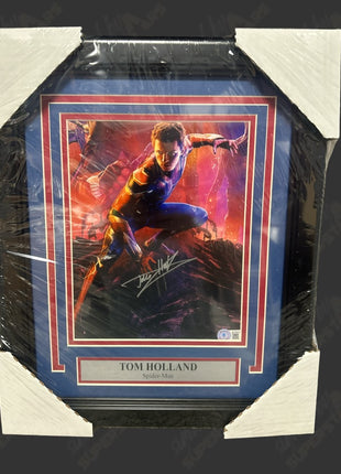 Tom Holland (Spider Man) signed Framed Plaque (w/ Beckett)