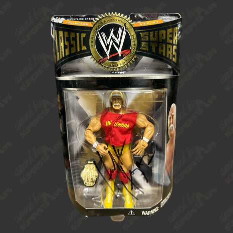Figura de acción de Hulk Hogan firmada por WWE Classic Superstars
