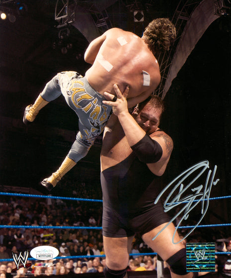 Big Show signed 8x10 Photo (w/ JSA)