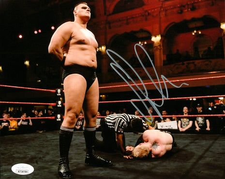 Gunther signed 8x10 Photo (w/ JSA)