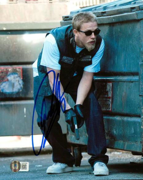 Charlie Hunnam (Sons of Anarchy) signed 8x10 Photo (w/ Beckett)