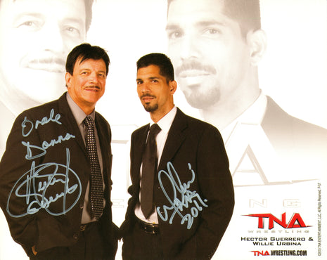 Hector Guerrero & Willie Urbina dual signed 8x10 Photo