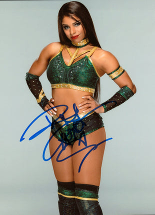 Renee Michelle firmó una foto de 8x10