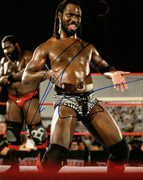 Rich Swann firmó una foto de 8x10