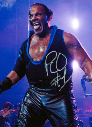 Foto firmada de 8x10 por PCO