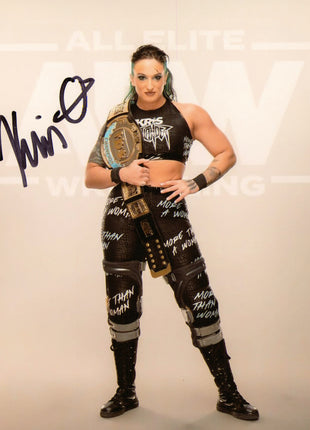 Kris Statlander firmó foto 8x10