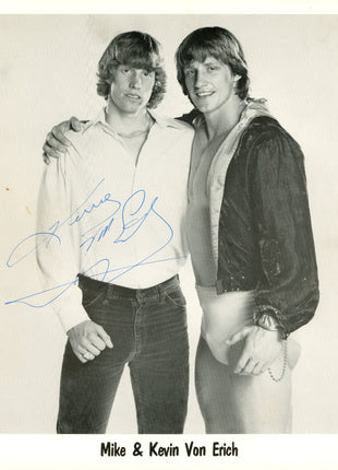 Kerry Von Erich signed 8x10 Photo