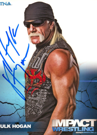 Hulk Hogan signed 8x10 Photo