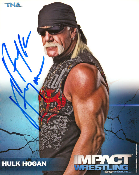 Hulk Hogan signed 8x10 Photo
