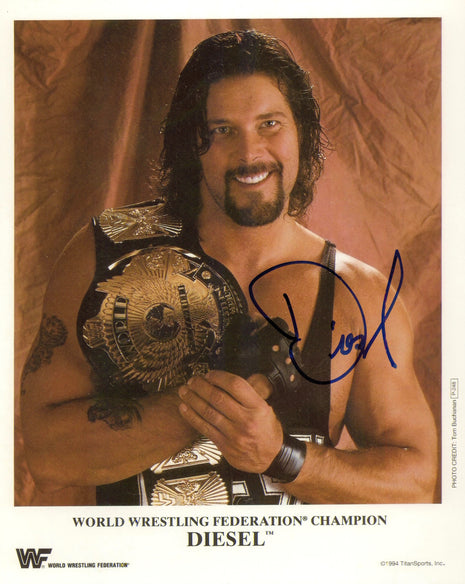 Foto firmada por Diesel de 8x10