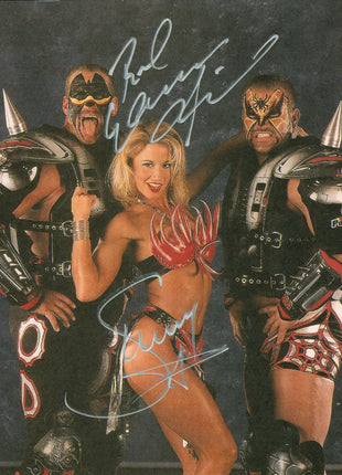 Roadwarrior Animal & Sunny dual signed 8x10 Photo