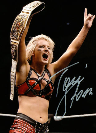 Toni Storm signed 8x10 Photo