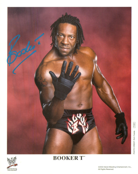 Photo 8x10 signée par Booker T