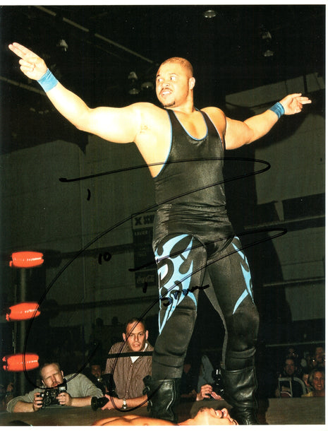 D-Lo Brown signed 8x10 Photo