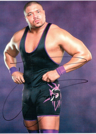 D-Lo Brown signed 8x10 Photo