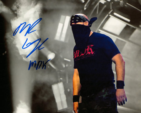 Nick Gage firmó una foto de 8x10