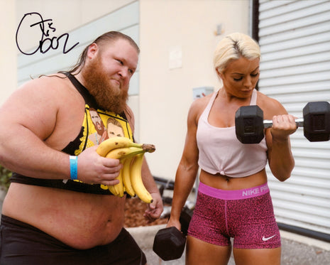 Foto firmada por Otis de 8x10