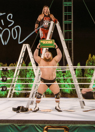 Foto firmada por Otis de 8x10