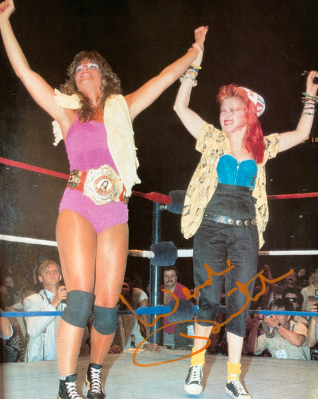 Wendi Richter signed 8x10 Photo