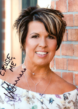 Vickie Guerrero signed 8x10 Photo