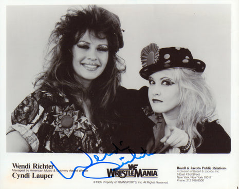 Wendi Richter signed 8x10 Photo