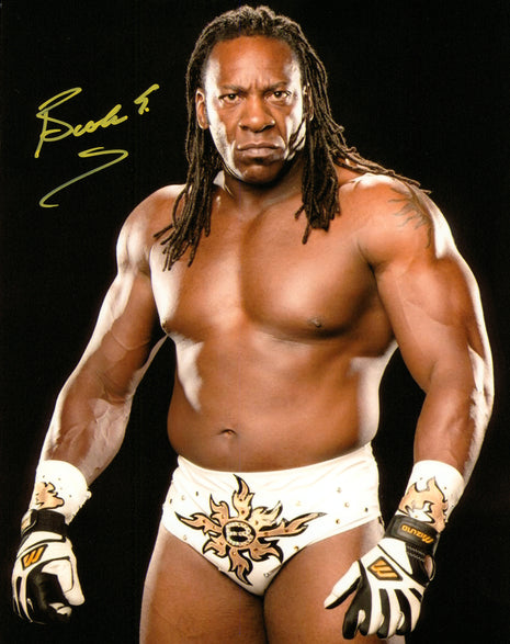 Photo 8x10 signée par Booker T