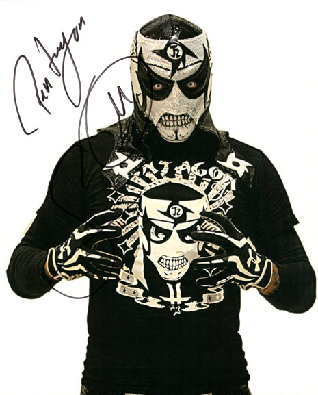 Penta El Zero Miedo signed 8x10 Photo