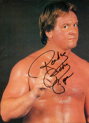 Rowdy Roddy Piper signed Magazine Page