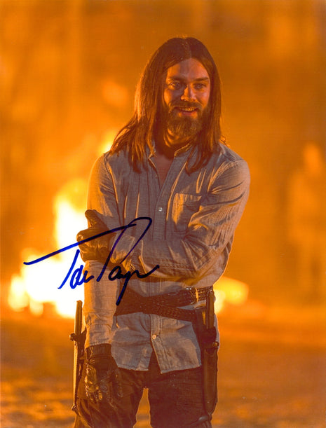 Tom Payne (Walking Dead) signed 8x10 Photo