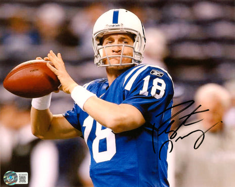 Peyton Manning (Indianapolis Colts) signed 8x10 Photo (w/ Beckett)
