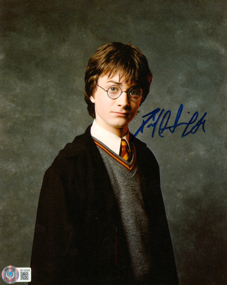 Daniel Radcliffe (Harry Potter) signed 8x10 Photo (w/ Beckett)