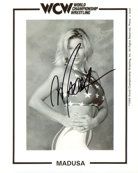 Madusa signed 8x10 Photo