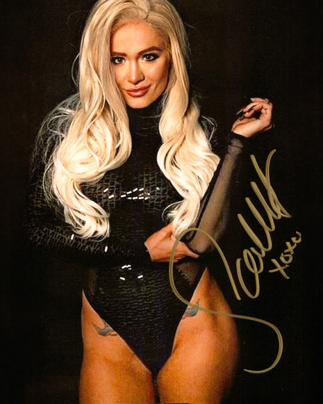 Scarlett signed 8x10 Photo