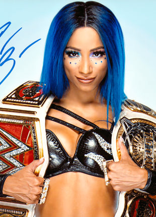 Photo 8x10 signée par Sasha Banks