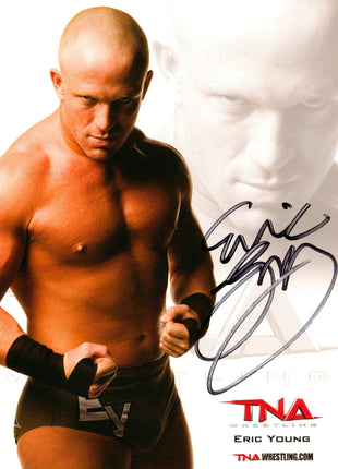 Eric Young signed 8x10 Photo