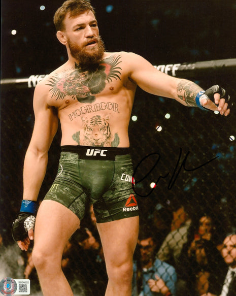 Connor McGregor signed 8x10 Photo (w/ Beckett)