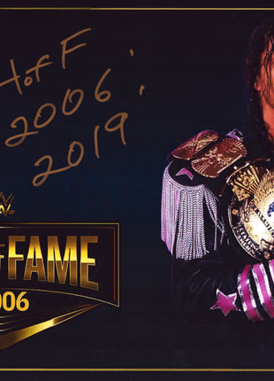 Bret Hart signed 11x17 Photo (w/ Beckett)