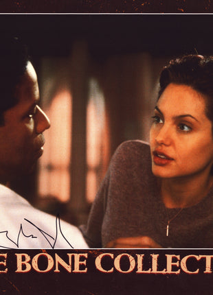 Angelina Jolie (The Bone Collector) signed 11x14 Photo (w/ Beckett)