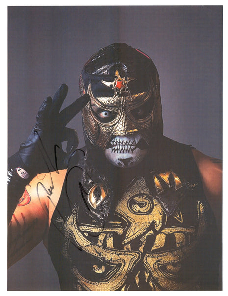 Penta El Zero Miedo signed 8x10 Photo