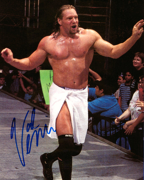 Val Venis signed 8x10 Photo (w/ Leaf)