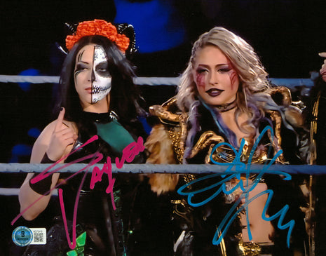 Giulia & Stephanie Vaquer dual signed 8x10 Photo (w/ Beckett)