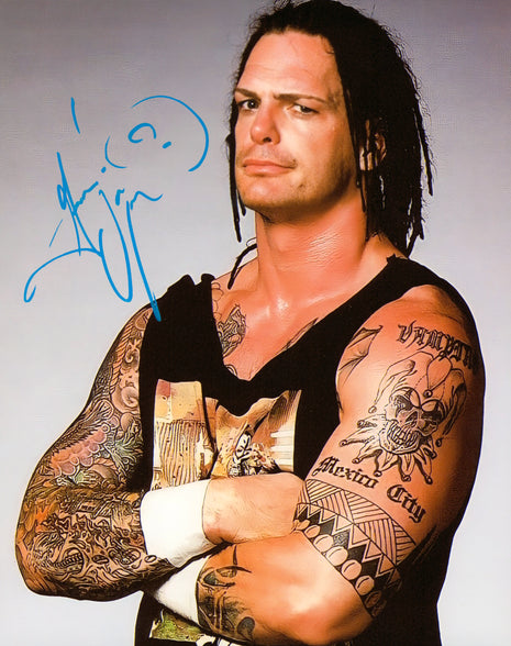 Vampiro signed 8x10 Photo