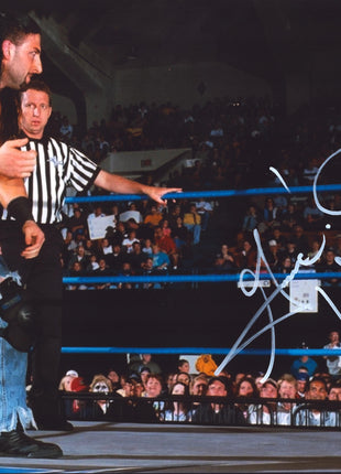 Vampiro signed 11x17 Photo