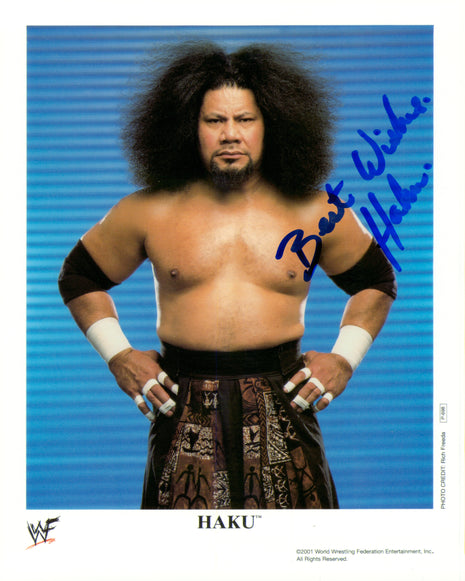 Foto firmada de 8x10 por Haku