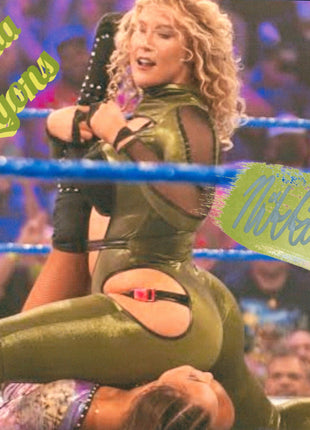 Nikkita Lyons signed 8x10 Photo