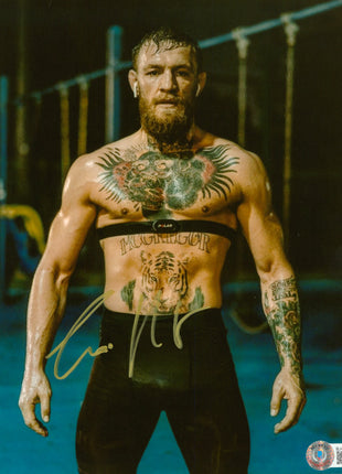 Conor McGregor signed 8x10 Photo (w/ Beckett)