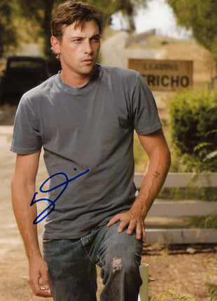 Skeet Ulrich (Jericho) signed 8x10 Photo